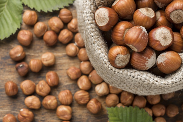 Hazelnuts Health Benefits: Why Hazelnuts are Good for Health and Skin